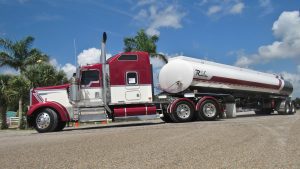 FMCSA Issuing Waivers To Help Truckers With Expiring CDLs